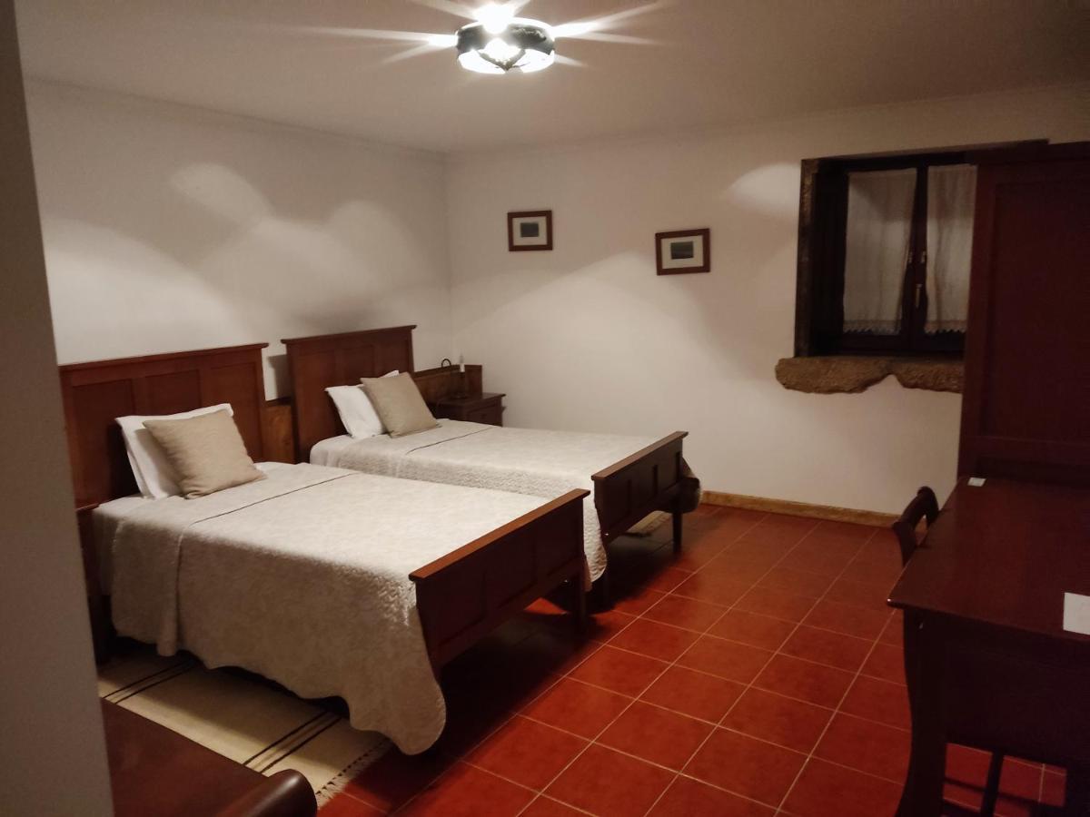 Casa Dona Urraca Hotel Vilarinho da Castanheira Værelse billede
