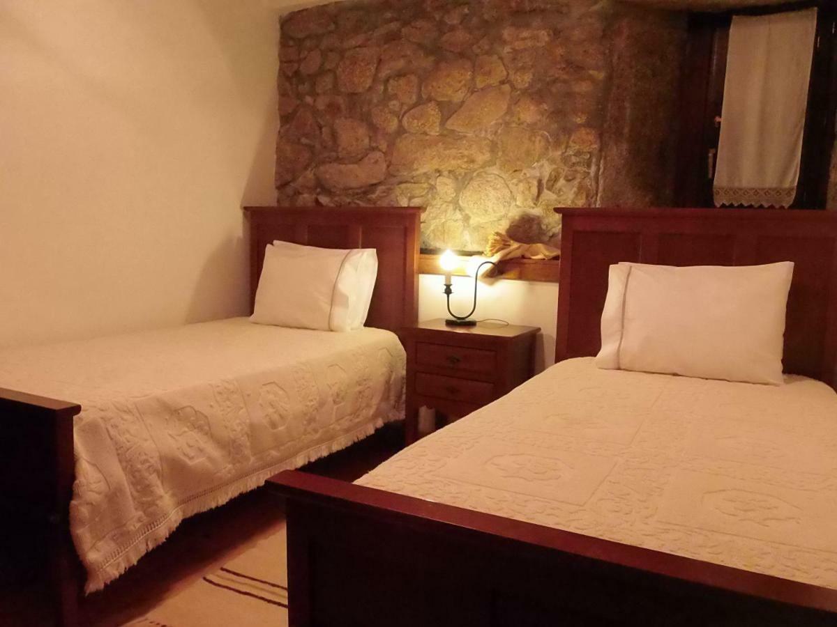 Casa Dona Urraca Hotel Vilarinho da Castanheira Eksteriør billede
