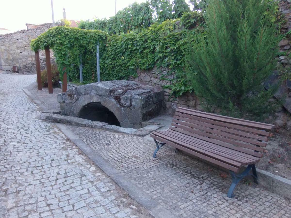 Casa Dona Urraca Hotel Vilarinho da Castanheira Eksteriør billede
